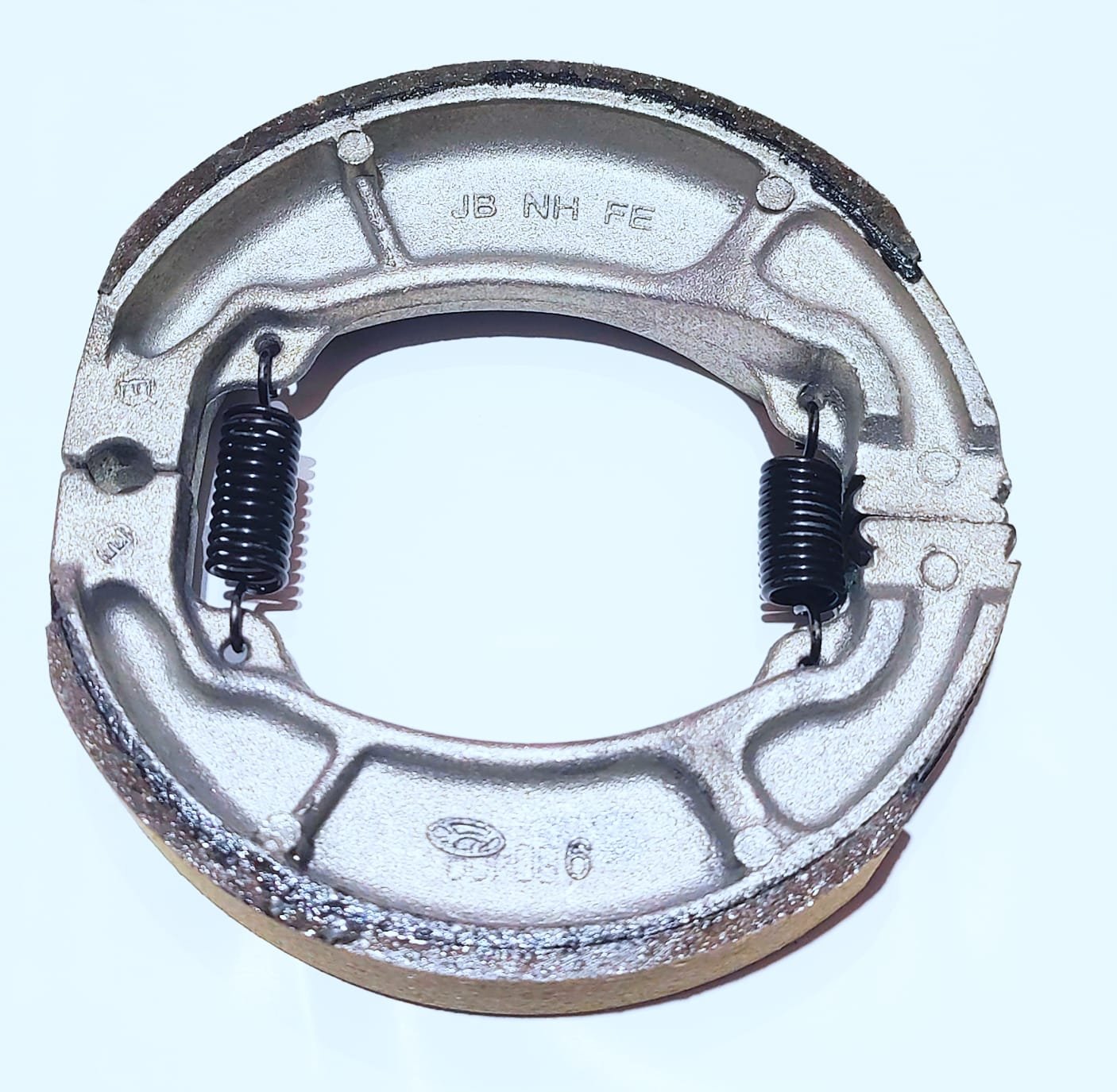 BRAKE SHOE FRONT WHEEL CB-150F AND CG-150 (GENIUNE) - Image 3
